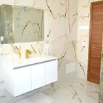 Luxury Due Palme Patio & Bath Дом отдыха